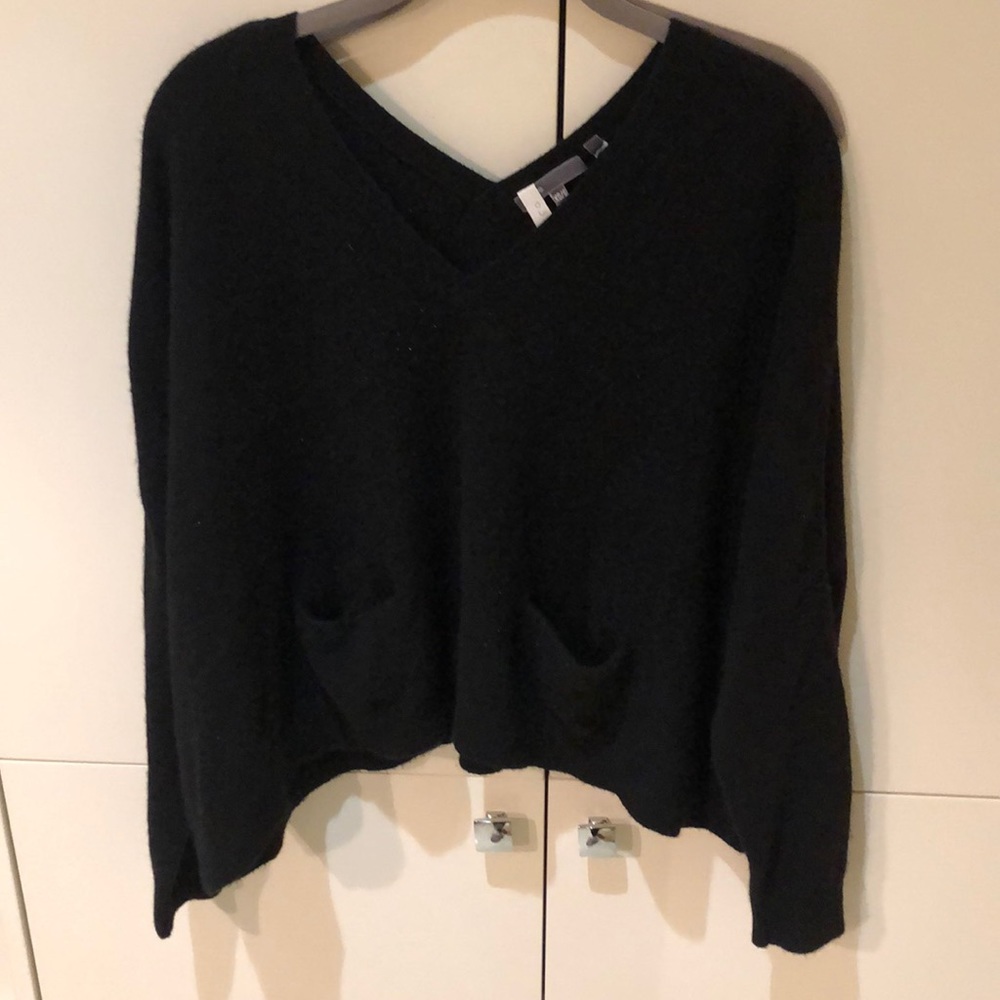 Vince cashmere black sweater